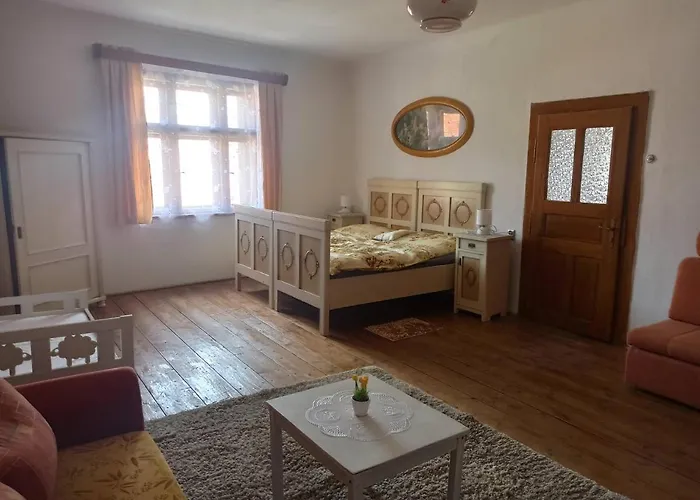 Apartman Menany 게스트하우스 Menany