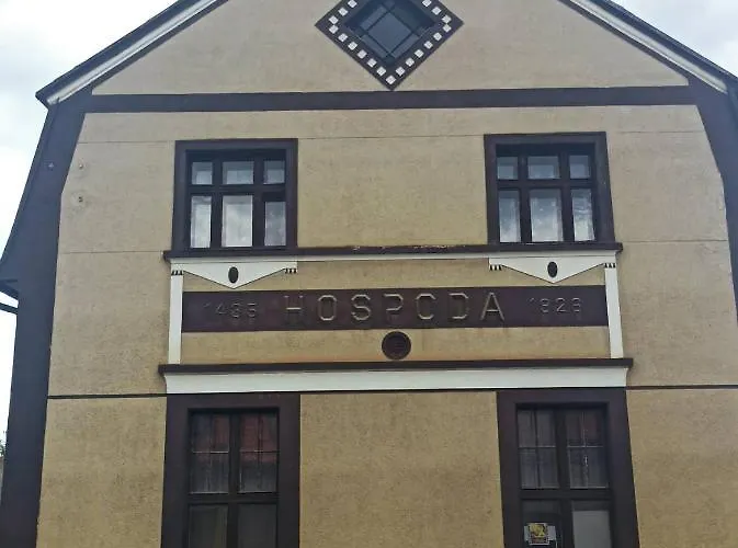 Apartman Menany 게스트하우스 3*